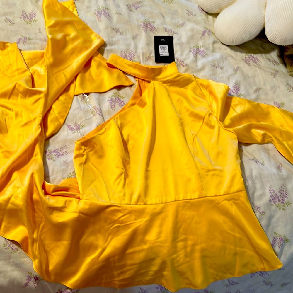 Silk yellow fashion top